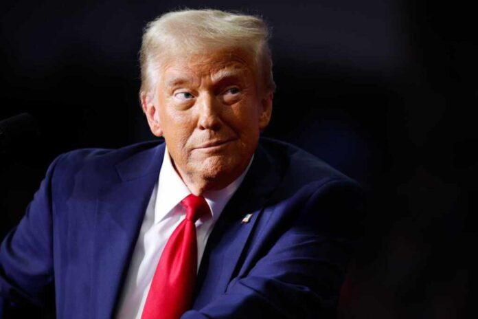 Pittsburgh,,Pennsylvania,-,November,04:,Republican,Presidential,Nominee,,Former,President