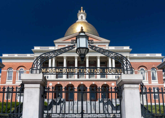 Boston,massachusetts,usa,-,Sep,14,2014:the,Clear,Picture,Of,The,Massachusetts,State