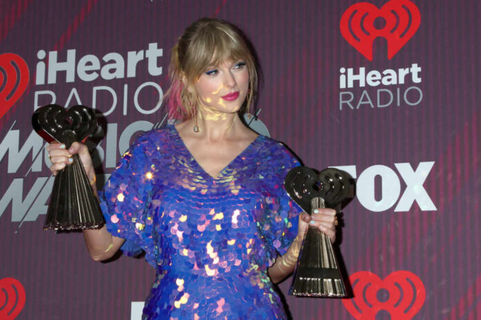 Los,Angeles,-,Mar,14:,Taylor,Swift,At,The,Iheart