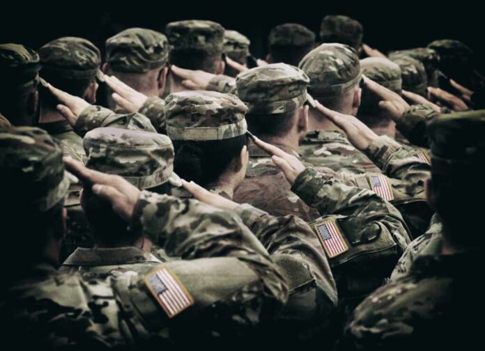 Veterans,Day.,Us,Soldiers,Giving,Salute.,Us,Army.,Military,Of