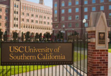 Sign for the University of Southern California on a campus