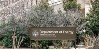 Trump’s $1 Billion Energy Shake-Up Stuns Industry Sign for the Department of Energy outside a government building