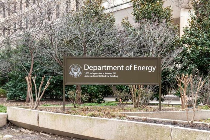 Sign for the Department of Energy outside a government building